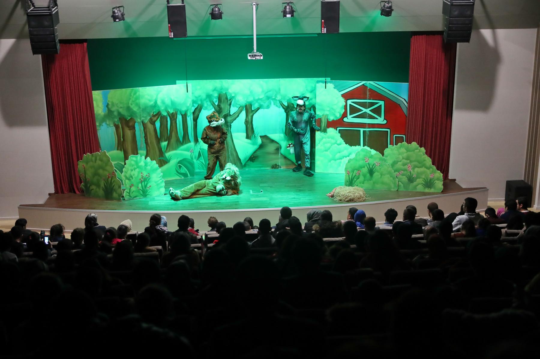 PERDE ENGELSİZ ÇOCUKLAR İÇİN AÇILDI