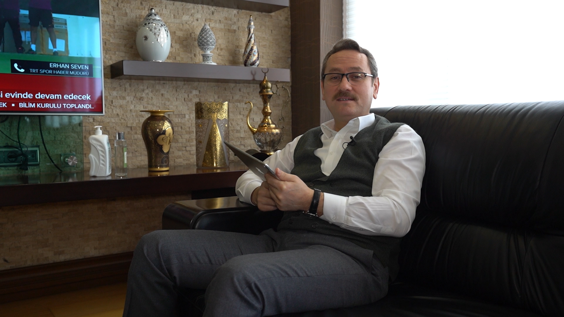 BAŞKAN KARTOĞLU’NDAN DİJİTAL OKUMA ÇAĞRISI