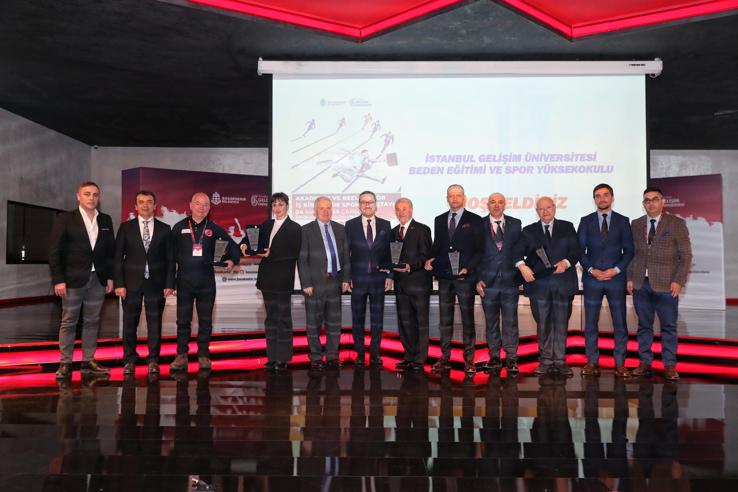 BAŞAKŞEHİR BELEDİYESİ’NDEN SPOR ÇALIŞTAYI