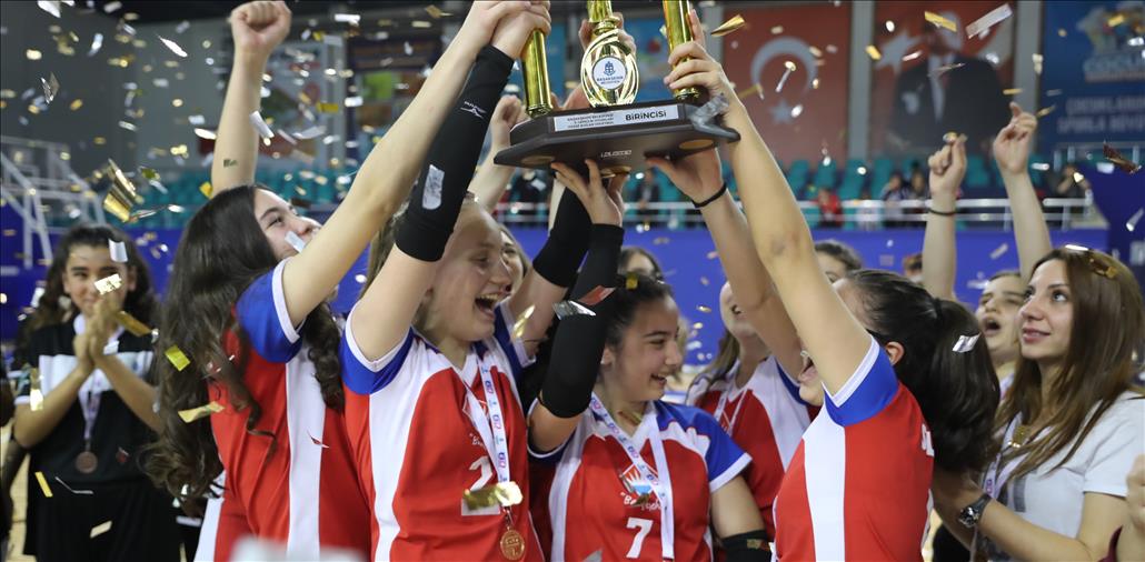 KIRAN KIRANA FİNALDE ŞAMPİYON BAHÇEŞEHİR