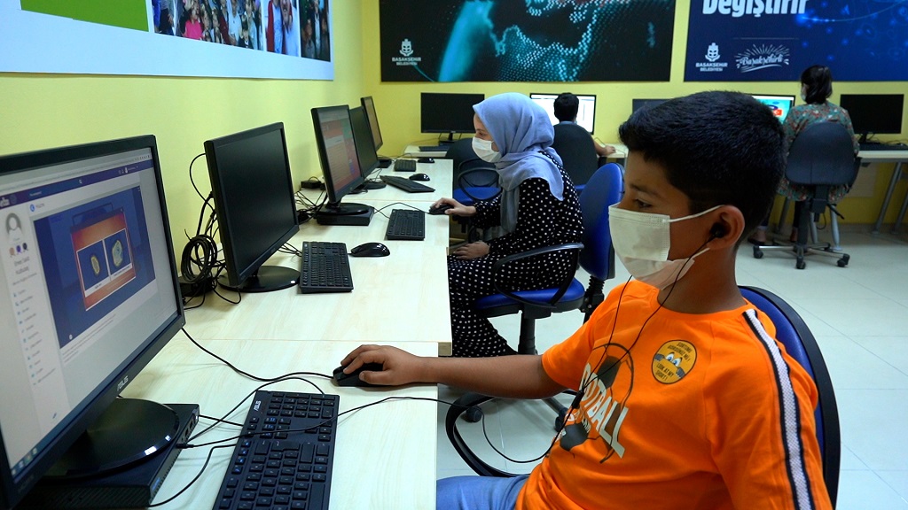 BAŞAKŞEHİR BELEDİYESİ’NDEN UZAKTAN EĞİTİME DESTEK