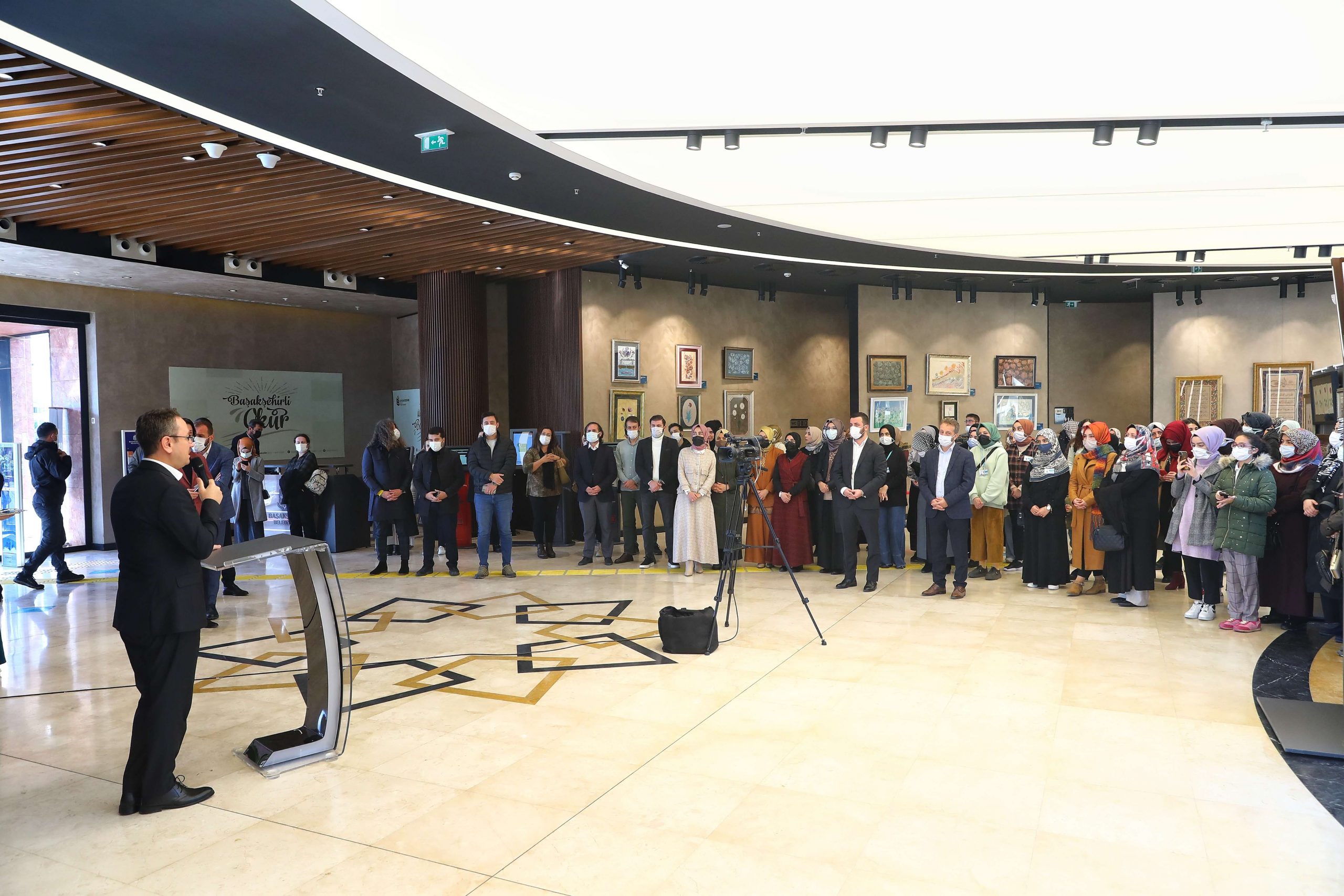 BAŞAKŞEHİR’DE ‘RAYİHA’ SERGİSİ GÖZ KAMAŞTIRDI