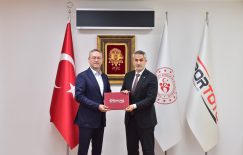 “BAŞAKŞEHİR’İN SPOR ALTYAPISINI GÜÇLENDİRMEYE DEVAM EDİYORUZ”
