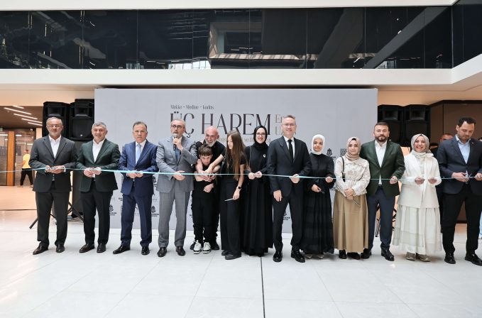 ÜÇ HAREM SERGİSİ BAŞAKŞEHİR’DE SANATSEVERLERLE BULUŞTU